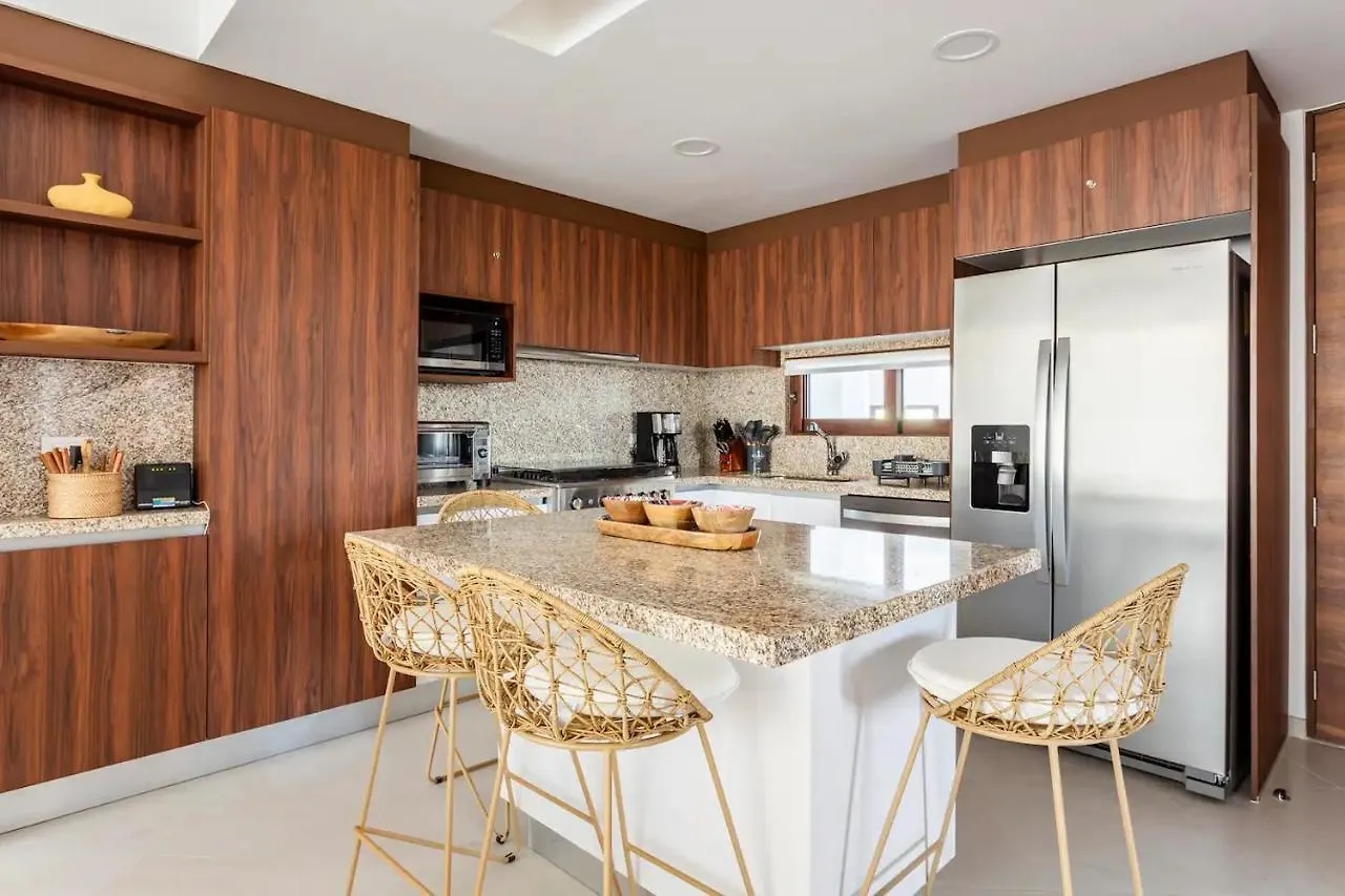 Condo In Playa Del Carmen Mayakoba Appartamento